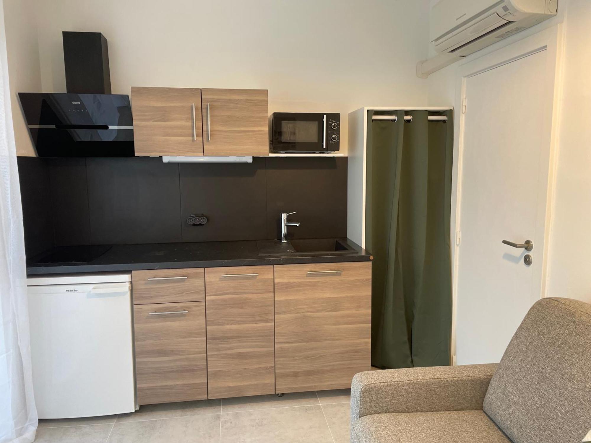 Independant, Piscine & Jardin En Centre-ville Apartment